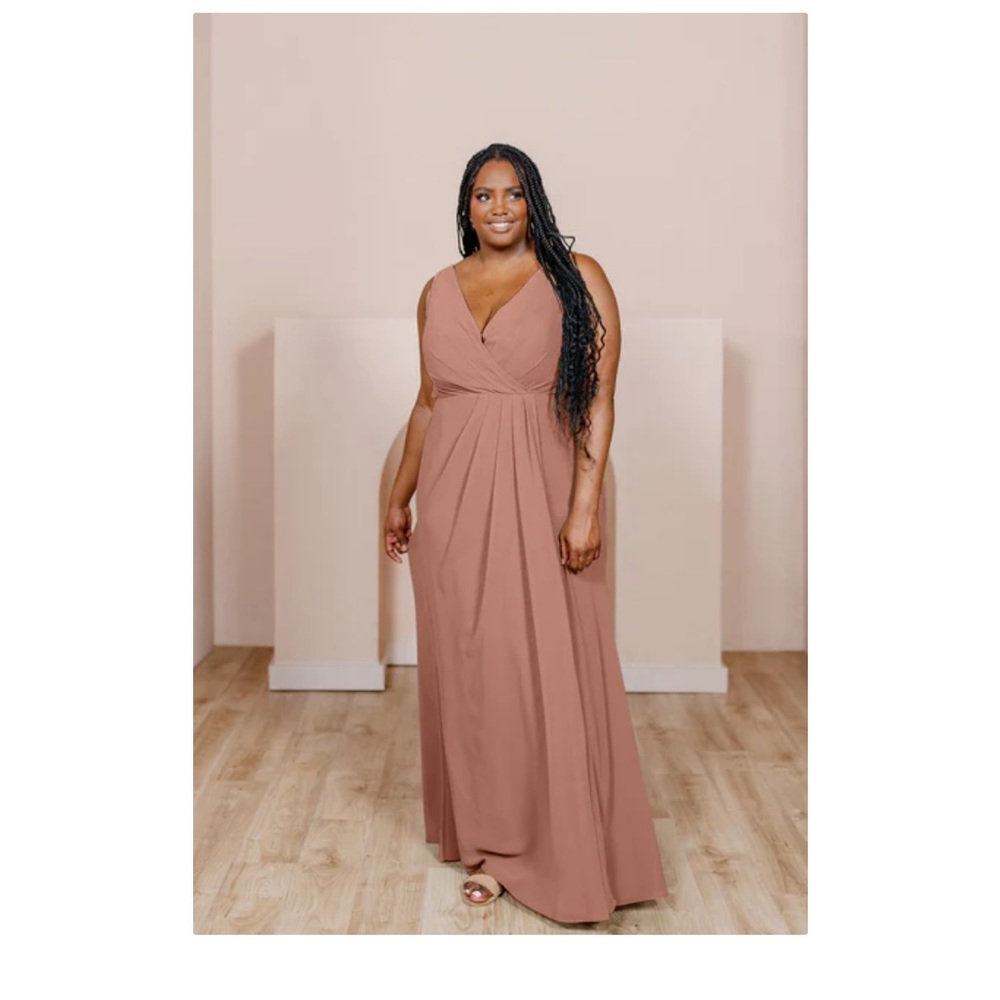NWT Size 10 Revelry Blair Desert Rose Chiffon Dress